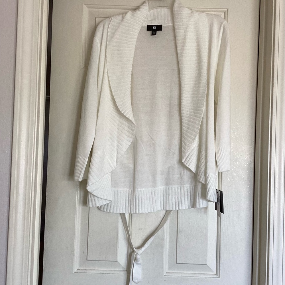 Women’s XL - White Cardigan Sweater with Waterfall Collar
